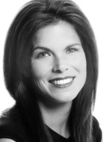 Headshot - Holly Swangstu